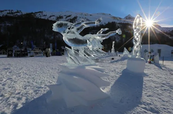 VALLOIRE: LE SCULTURE DI NEVE E GHIACCIO